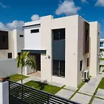 Modern Villa In Punta Cana - Villa Moderna